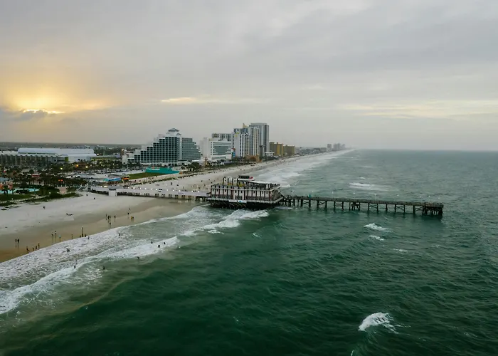 The Daytona, Autograph Collection Hotel Daytona Beach