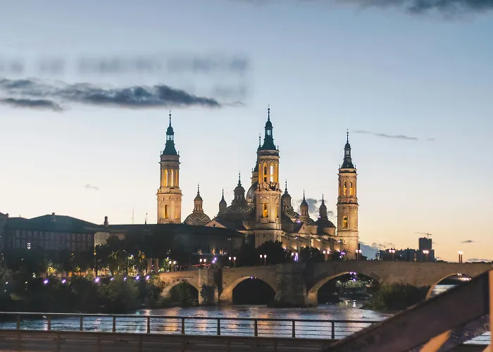 Hotel Reina Petronila Zaragoza