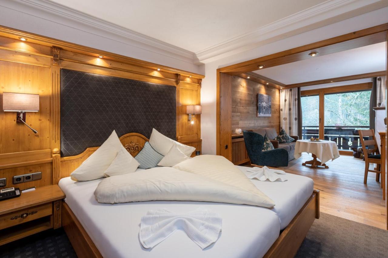 Doppelzimmer mit Balkon