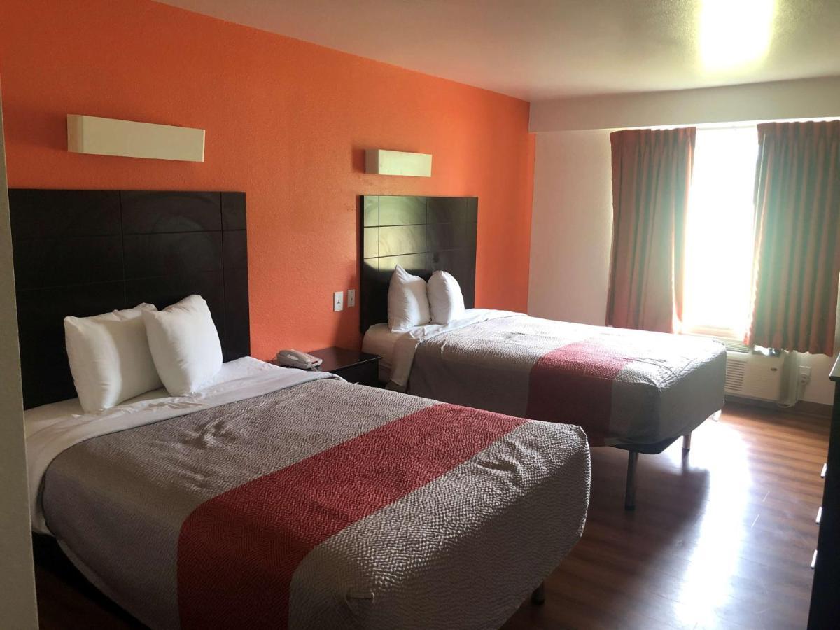 Deluxe Quadruple Room - Non-Smoking