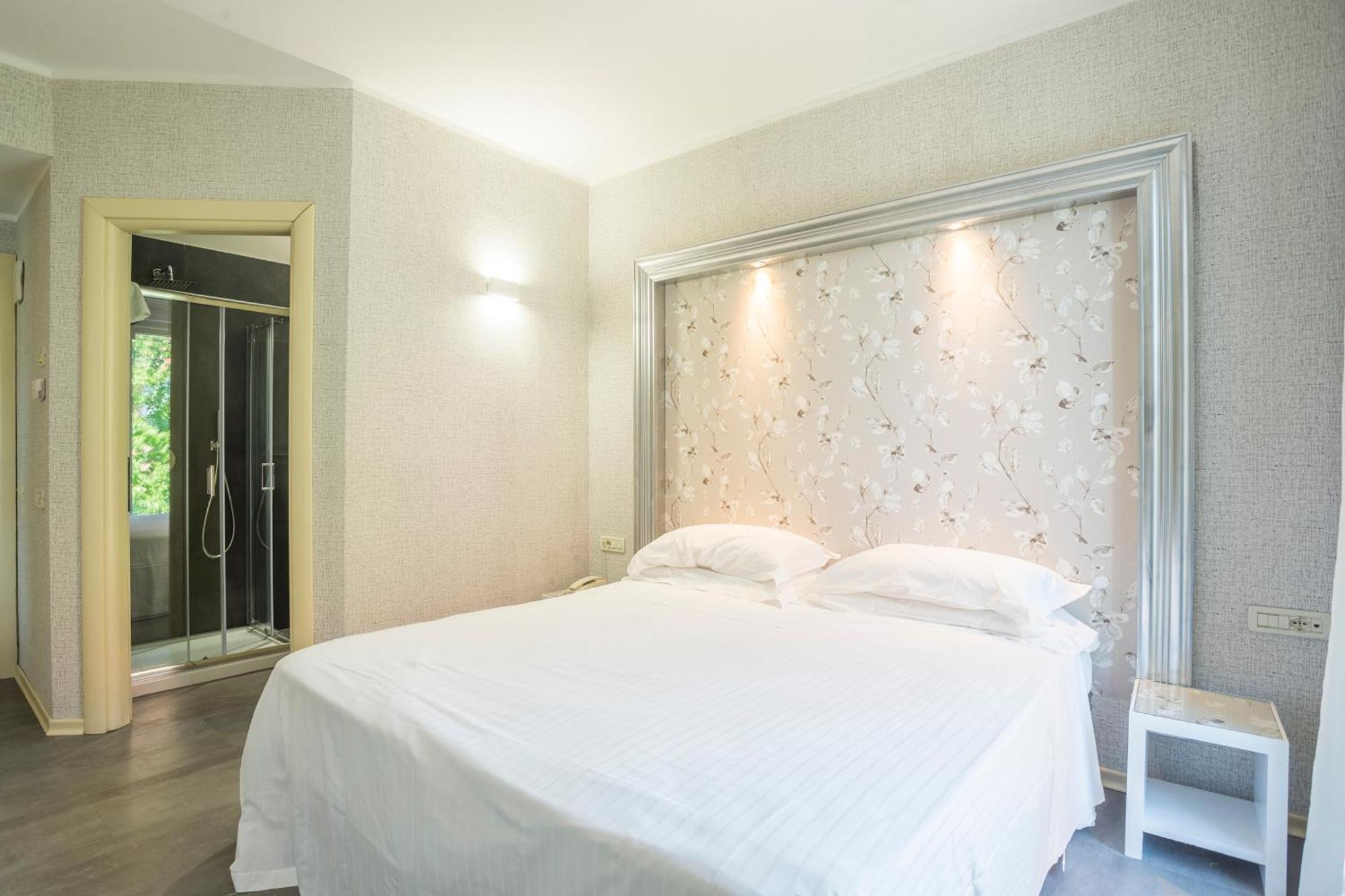 Classic Double Room,1007978821:JPEG