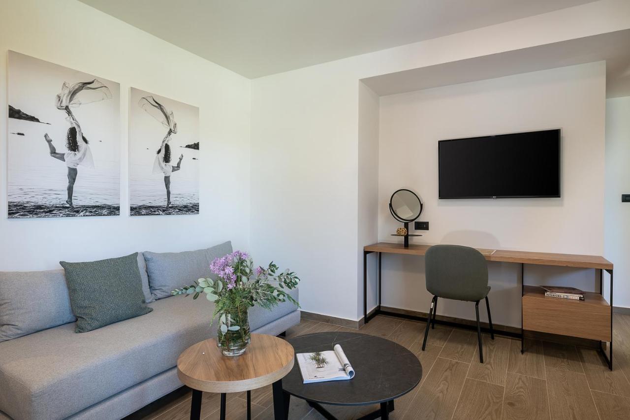 Superior Apartment mit 1 Schlafzimmer und Poolblick