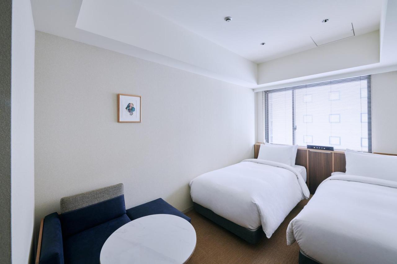 Twin Room with Shower
