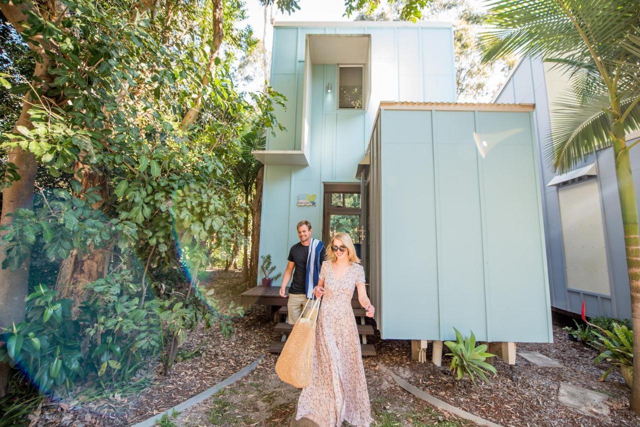 Deluxe Beach Shack