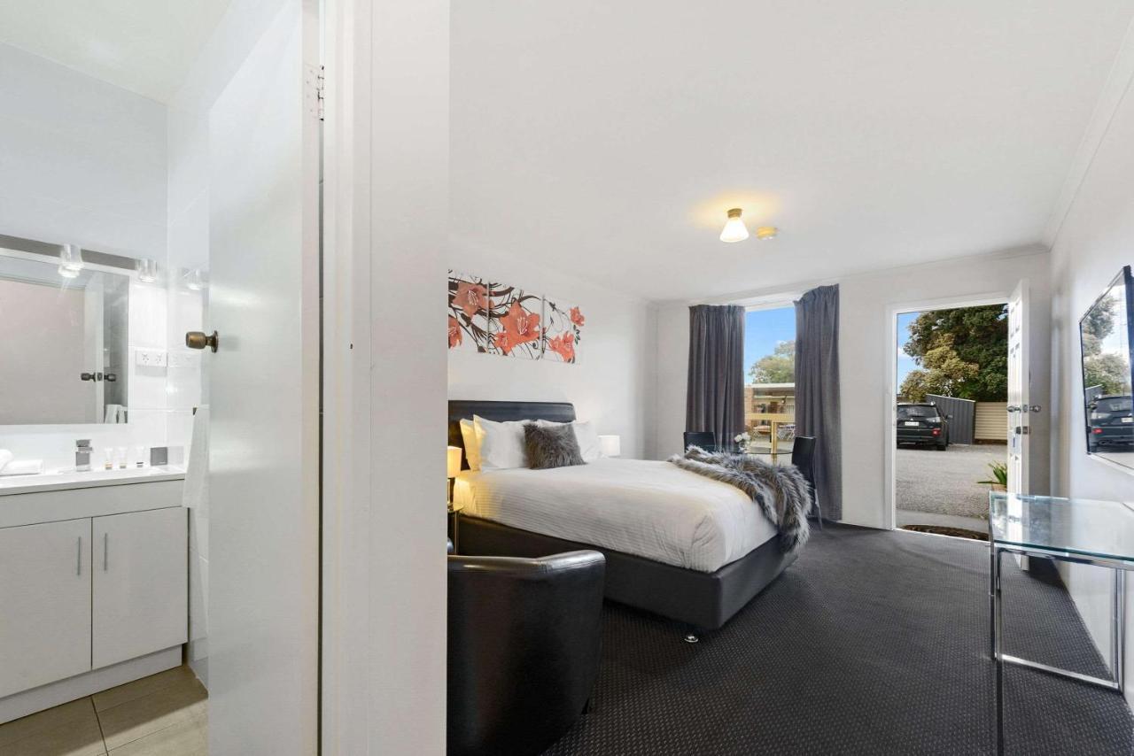 Executive Queen Room