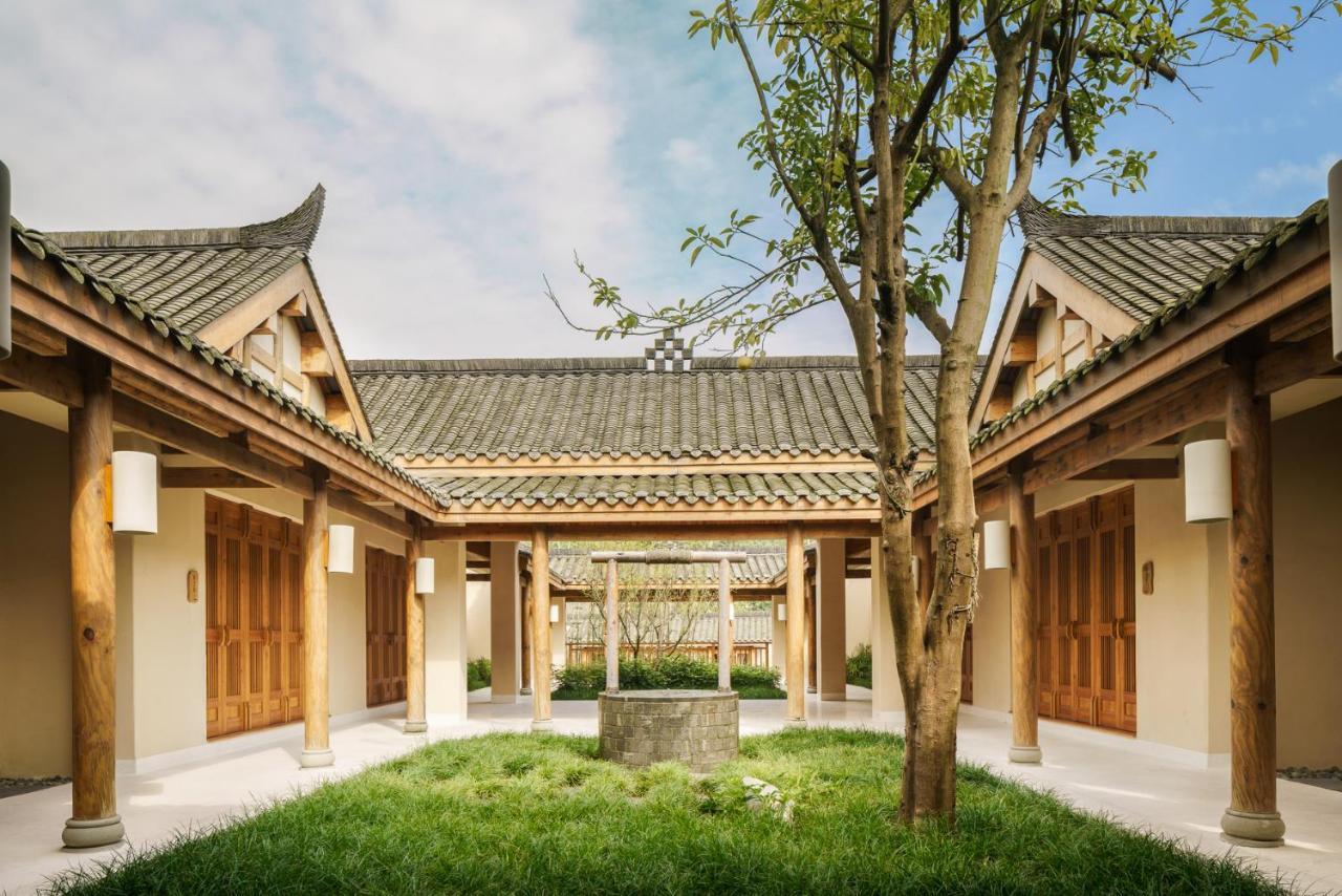 Courtyard Hot Spring Suite