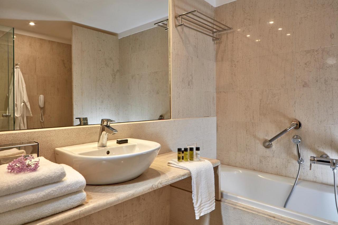 Deluxe Doppelzimmer mit Meerblick und eigenem Pool