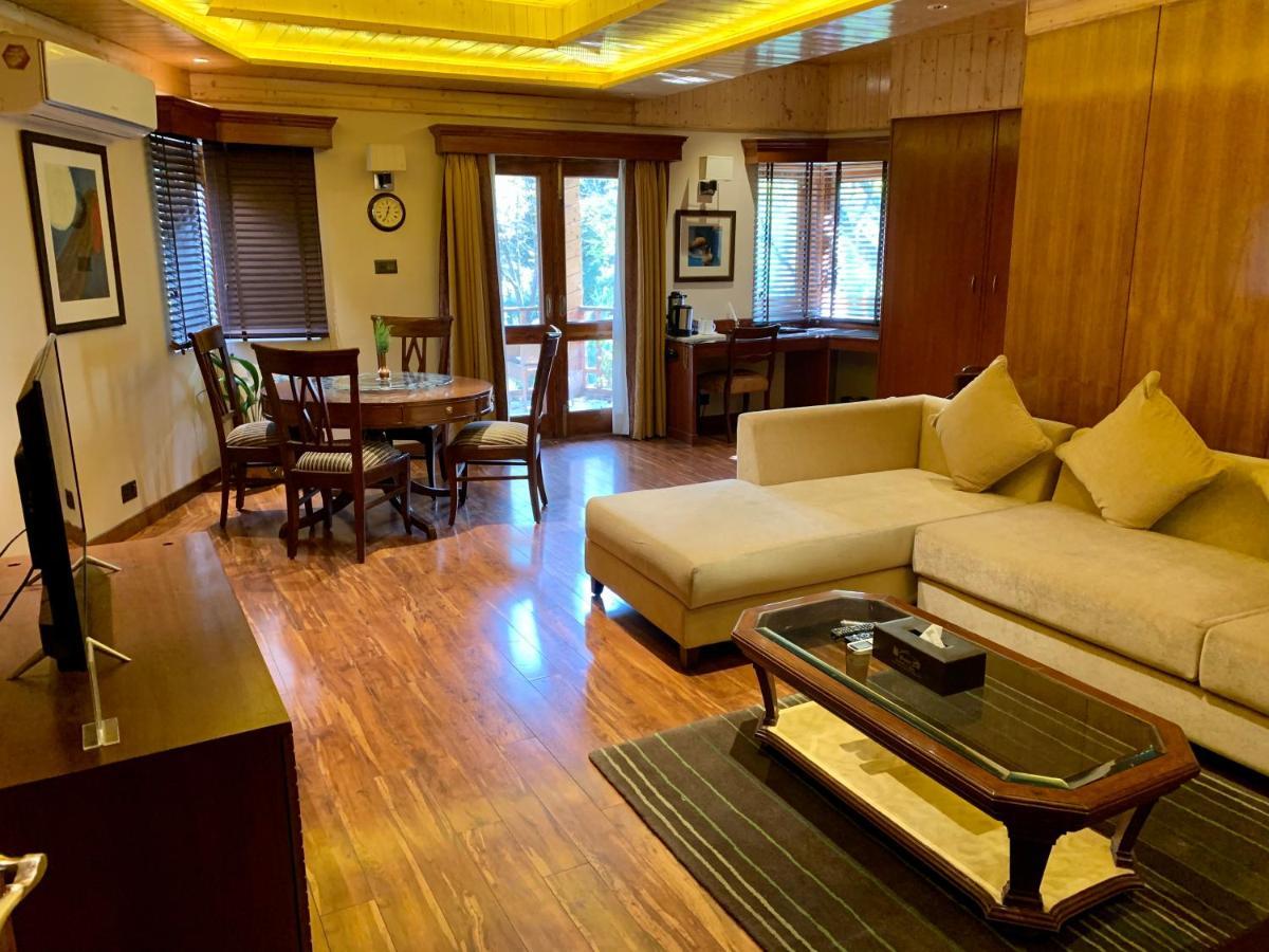 The Walnut Suite