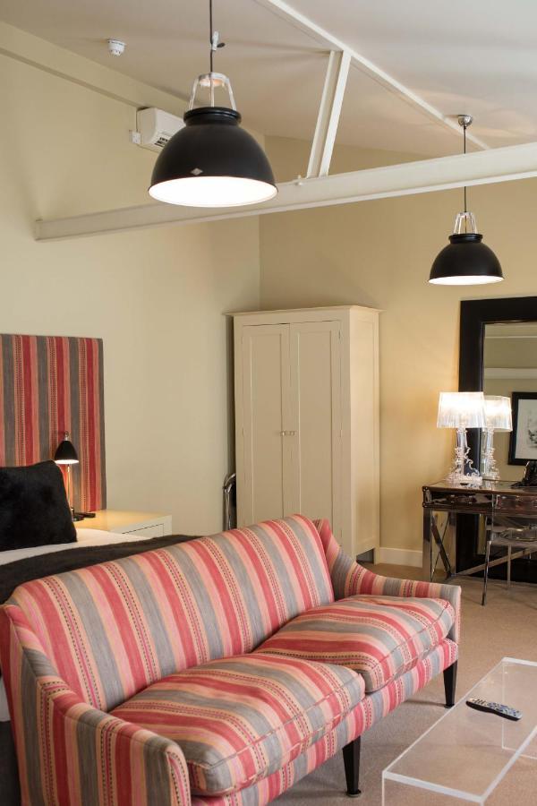 Luxury King Room,397336554:JPEG