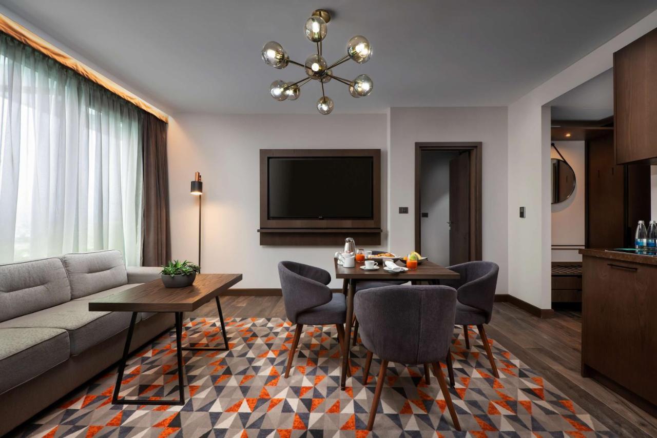 Ambassador Suite