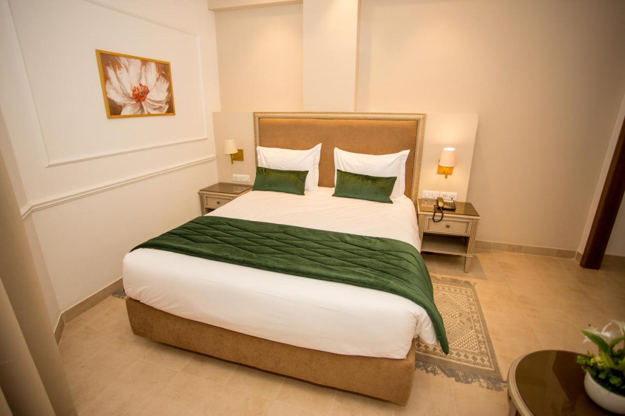 Small Single Room