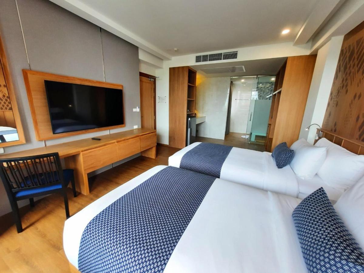 Deluxe Double or Twin Room with Balcony