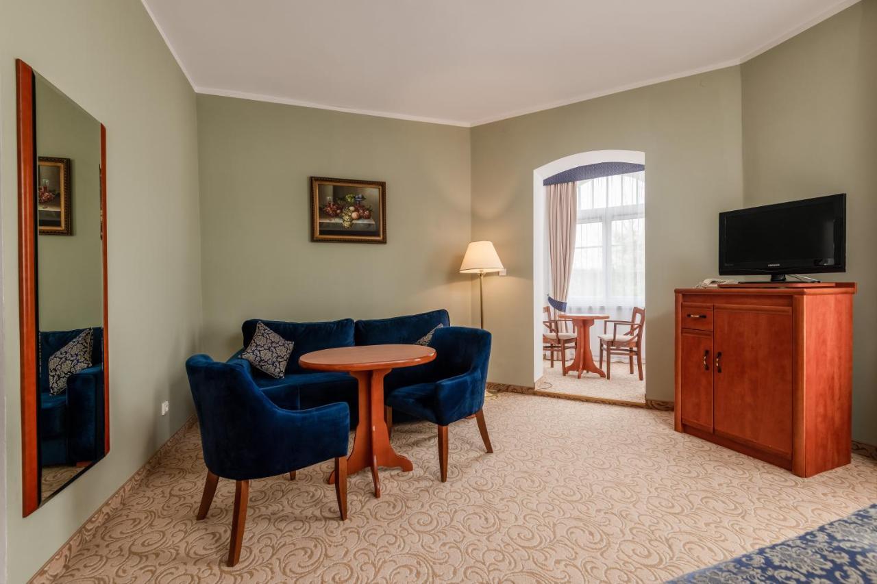 Large Double Room