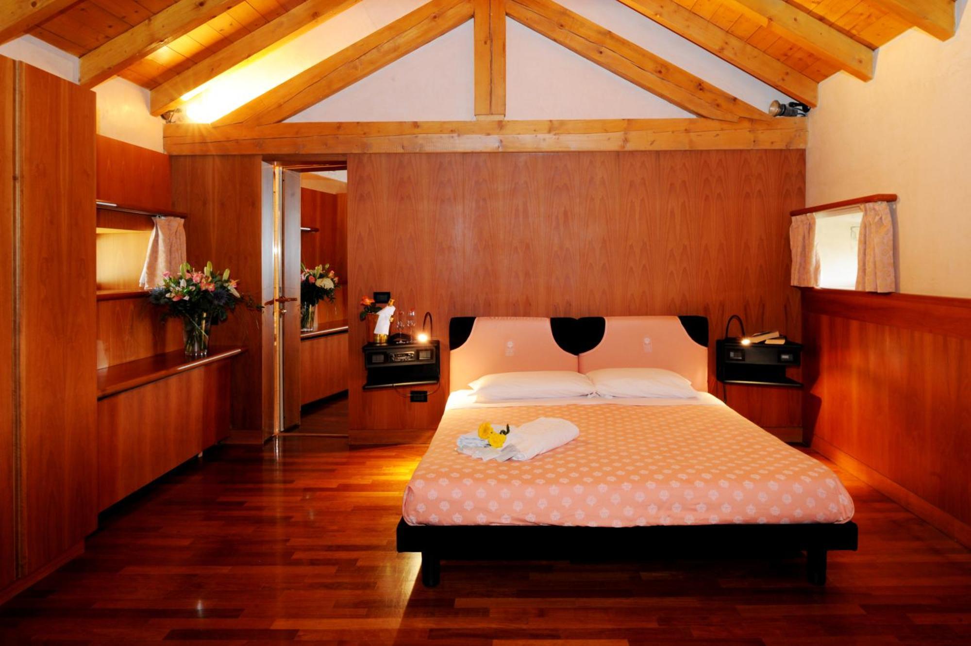 Superior Double or Twin Room,996565057:JPEG
