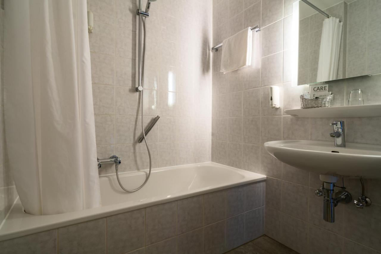 Economy Single Room**