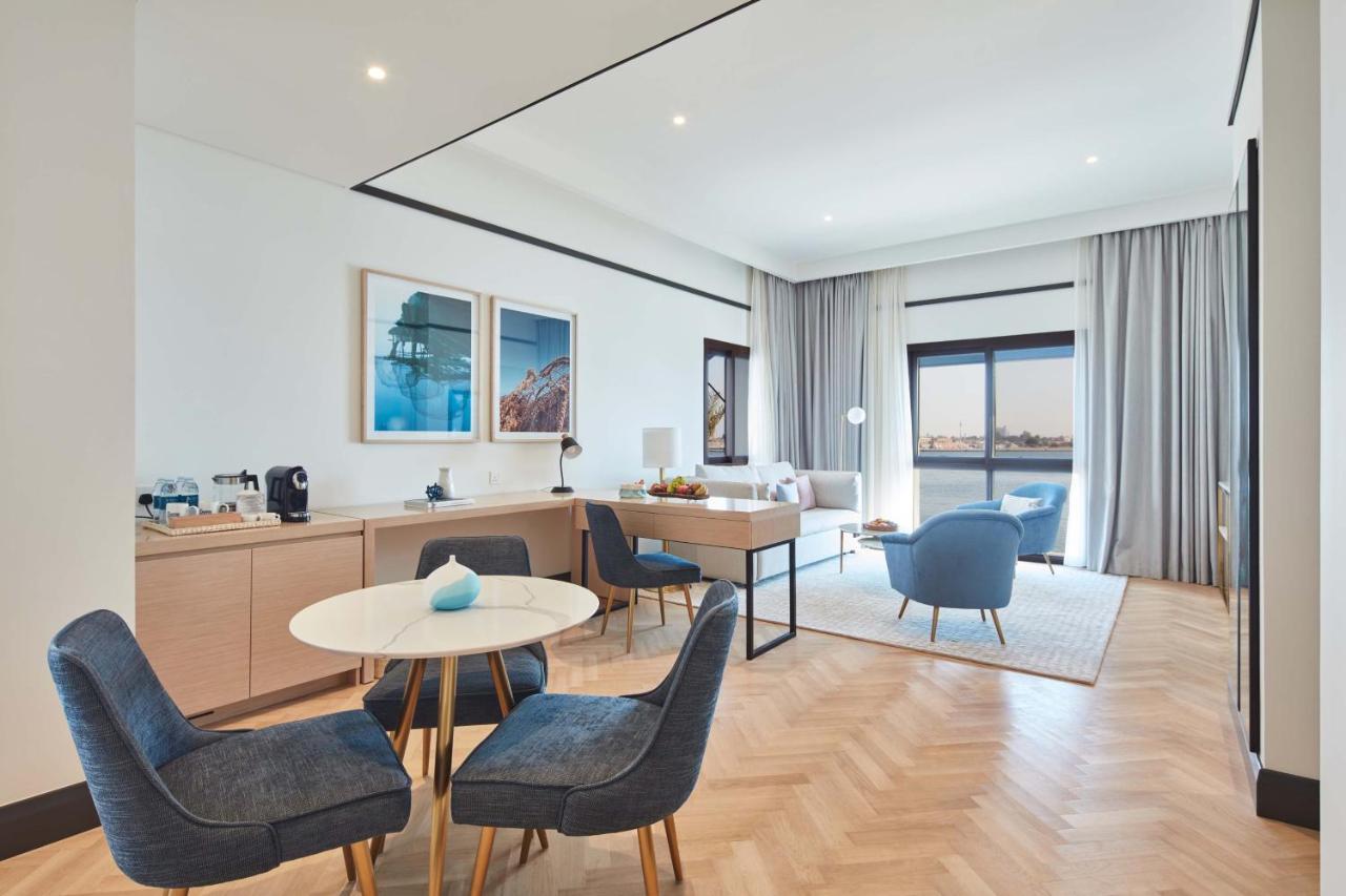 One-Bedroom Suite,1073916160:JPEG
