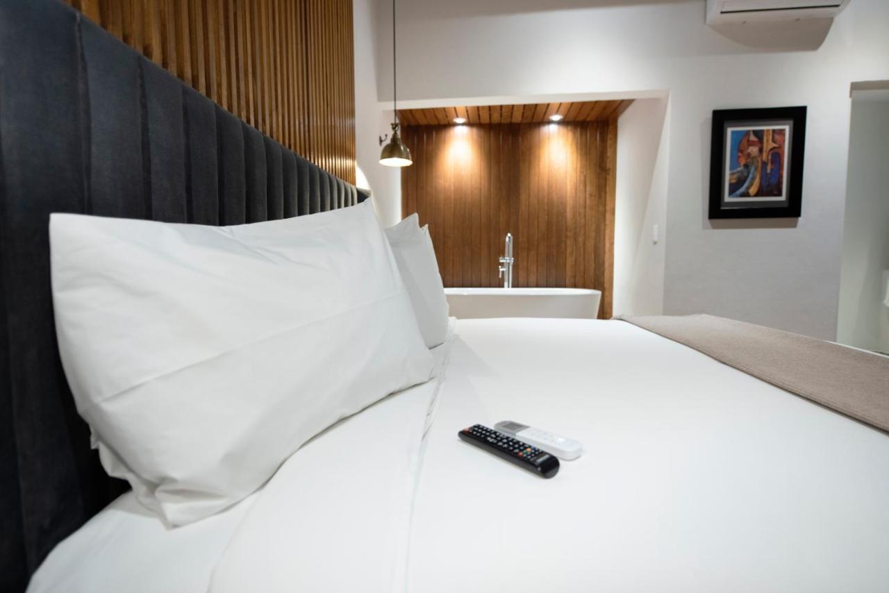 Deluxe Double Room with Bath