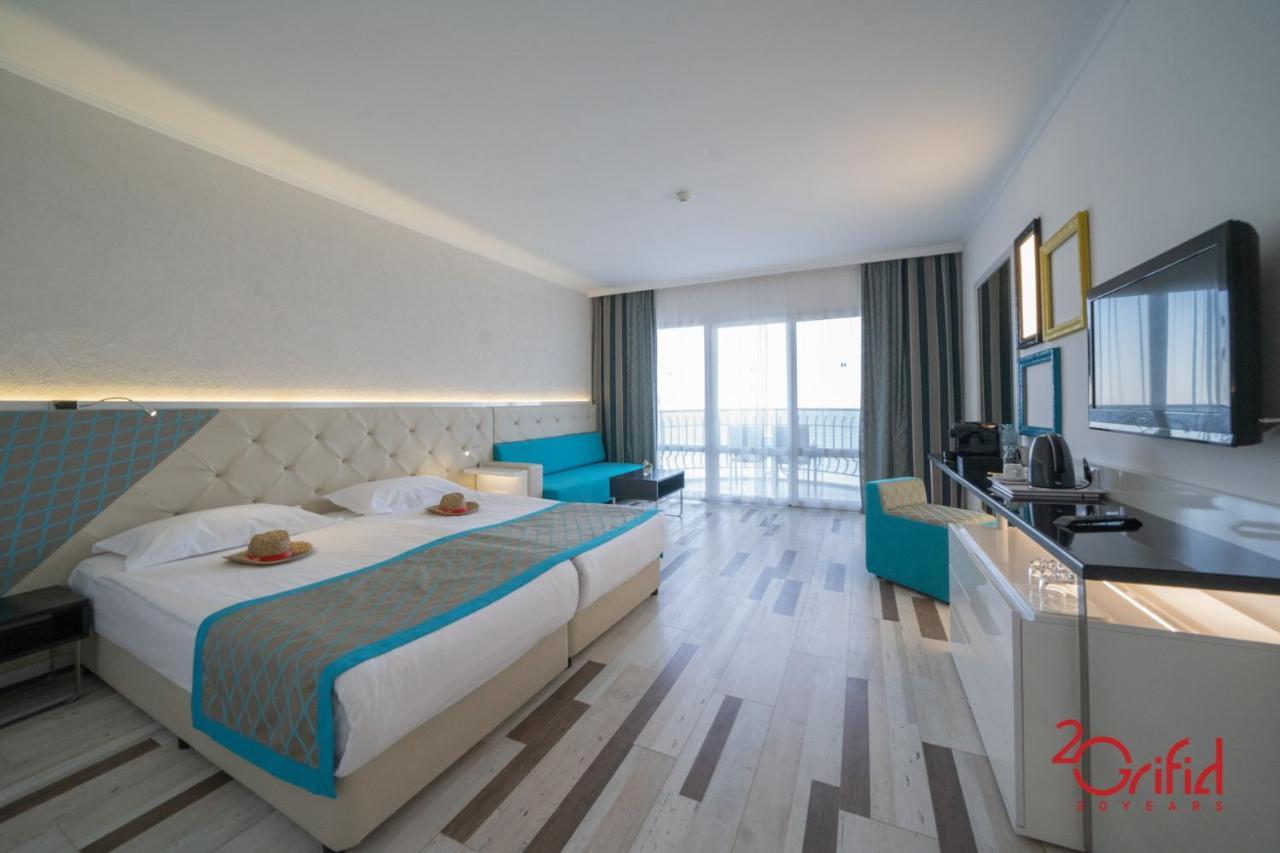 Chambre Double Premium - Accès Exclusif Gratuit à la Plage