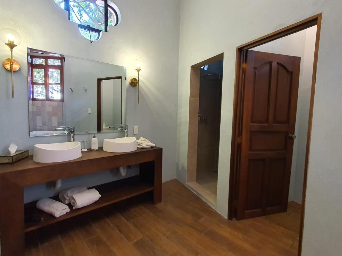 Junior Suite with Garden View