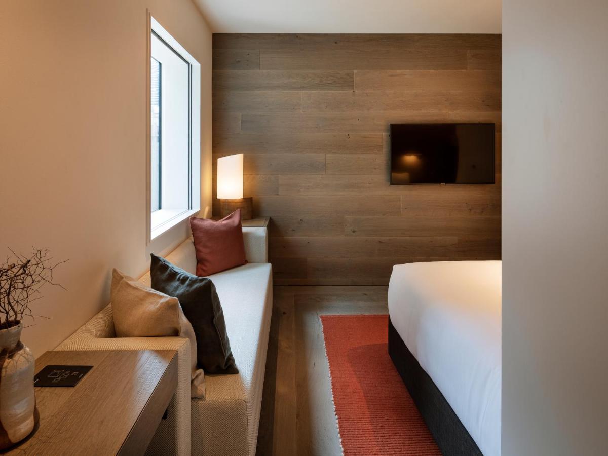 King Room Laneway