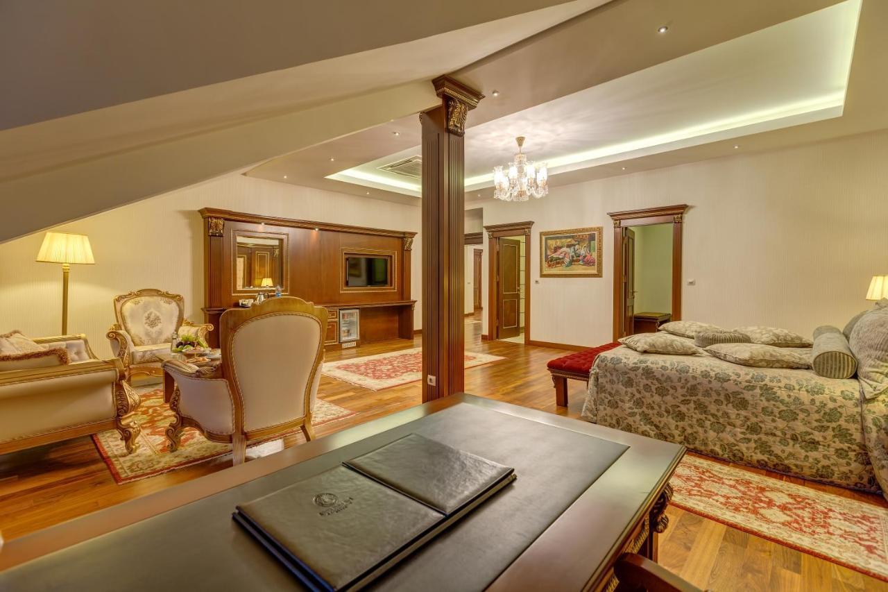 King Suite