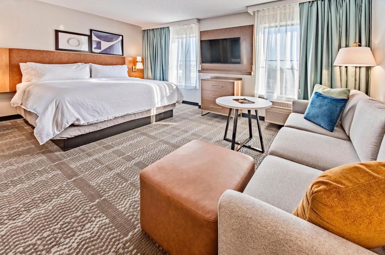 King Studio Suite