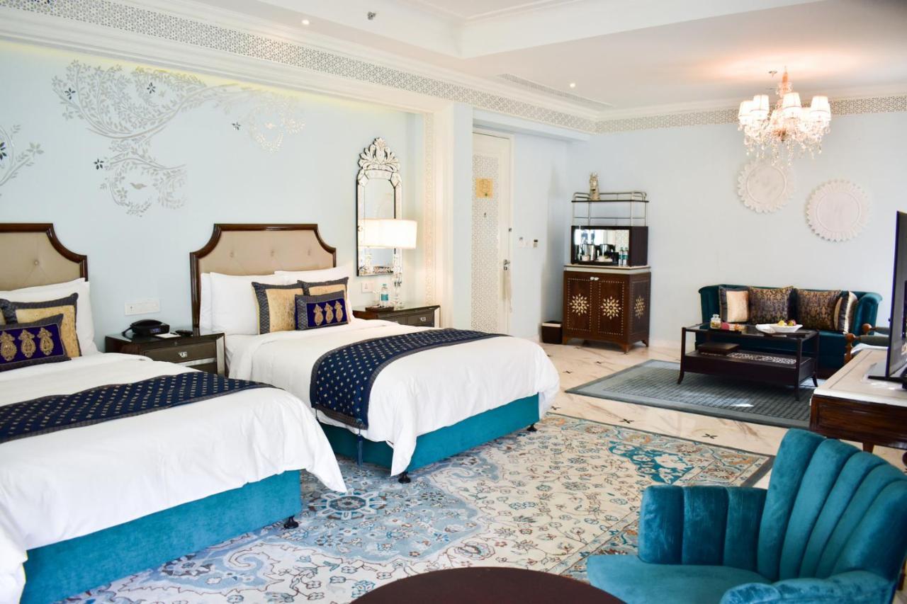 Grand Villa Twin