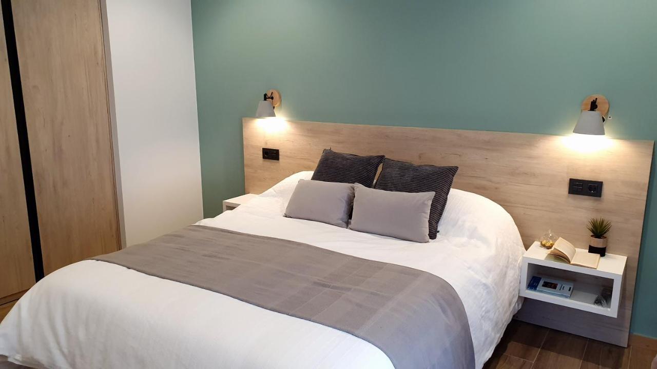 Apartamento con balcón