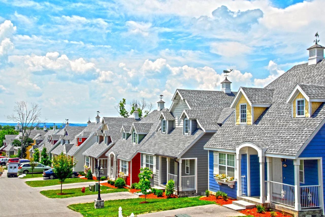 Three-Bedroom House,1093582218:JPEG