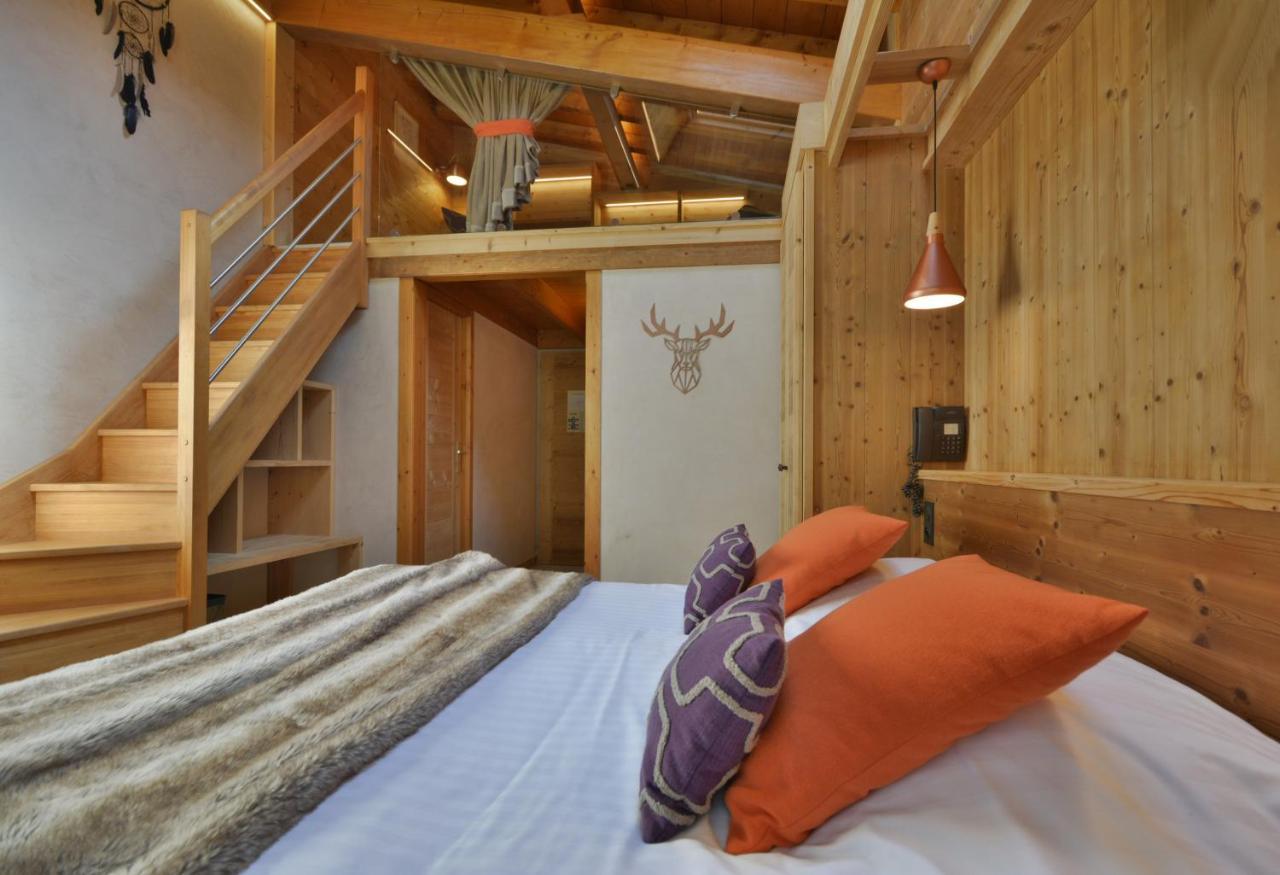 Chambre Triple Supérieure avec Baignoire
