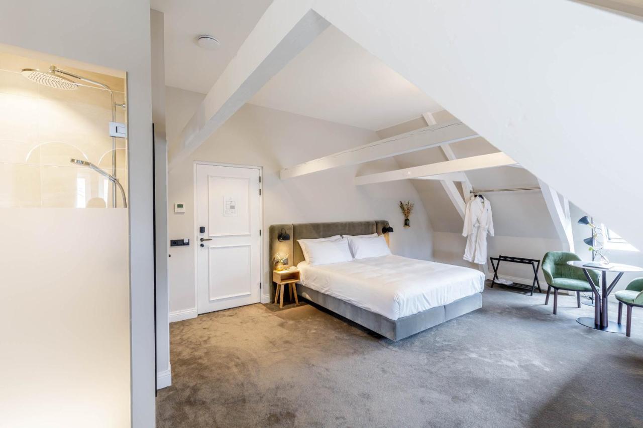 Junior Suite,1101003117:JPEG