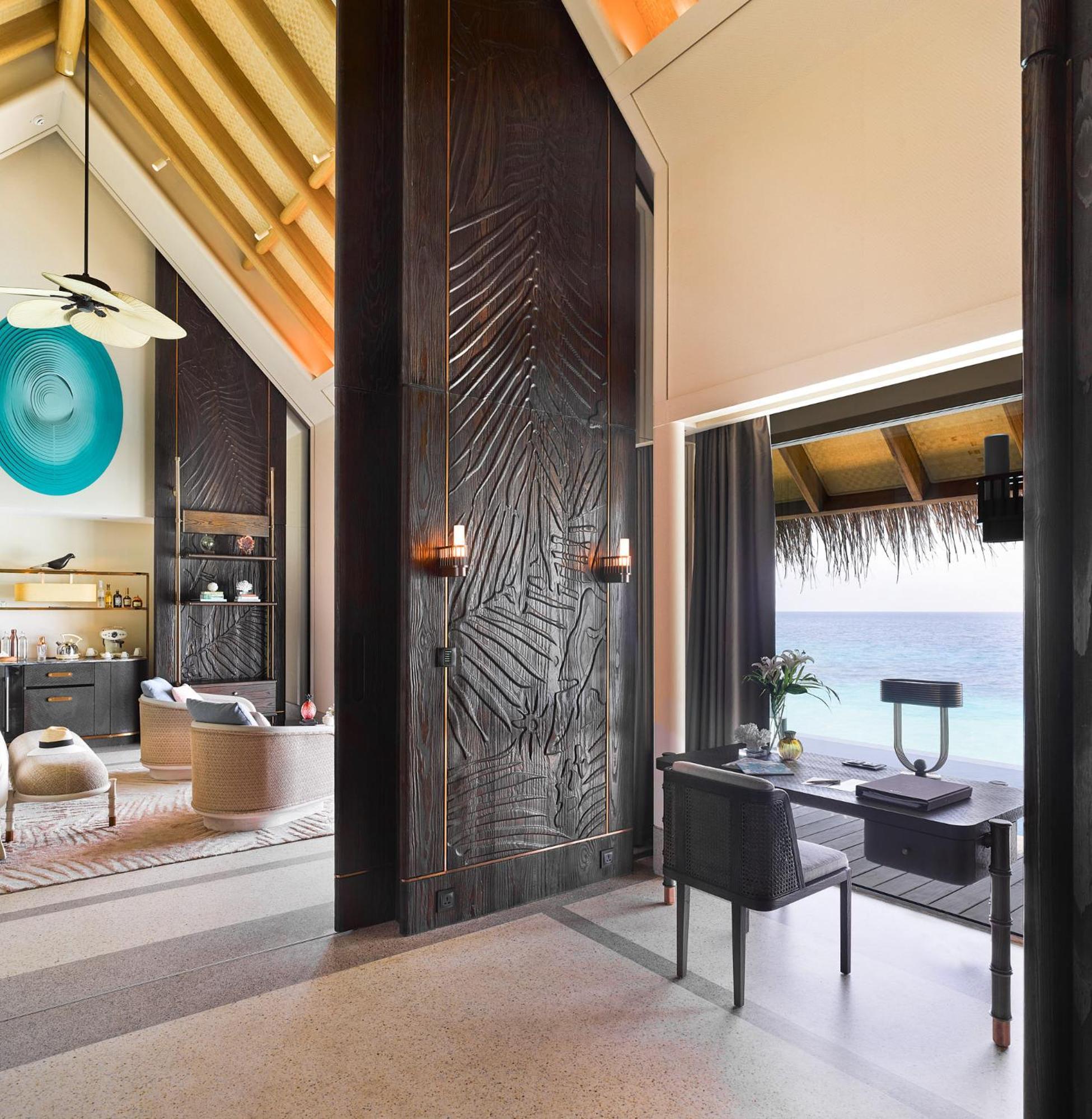 Luxury Water Villa Pool