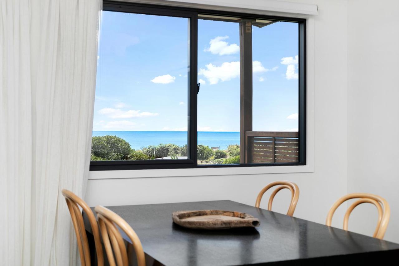 Two-Bedroom Apartment Ocean View