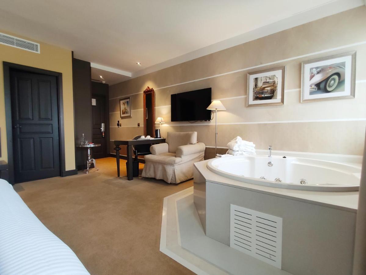 Comfort Double Room Hot Tub