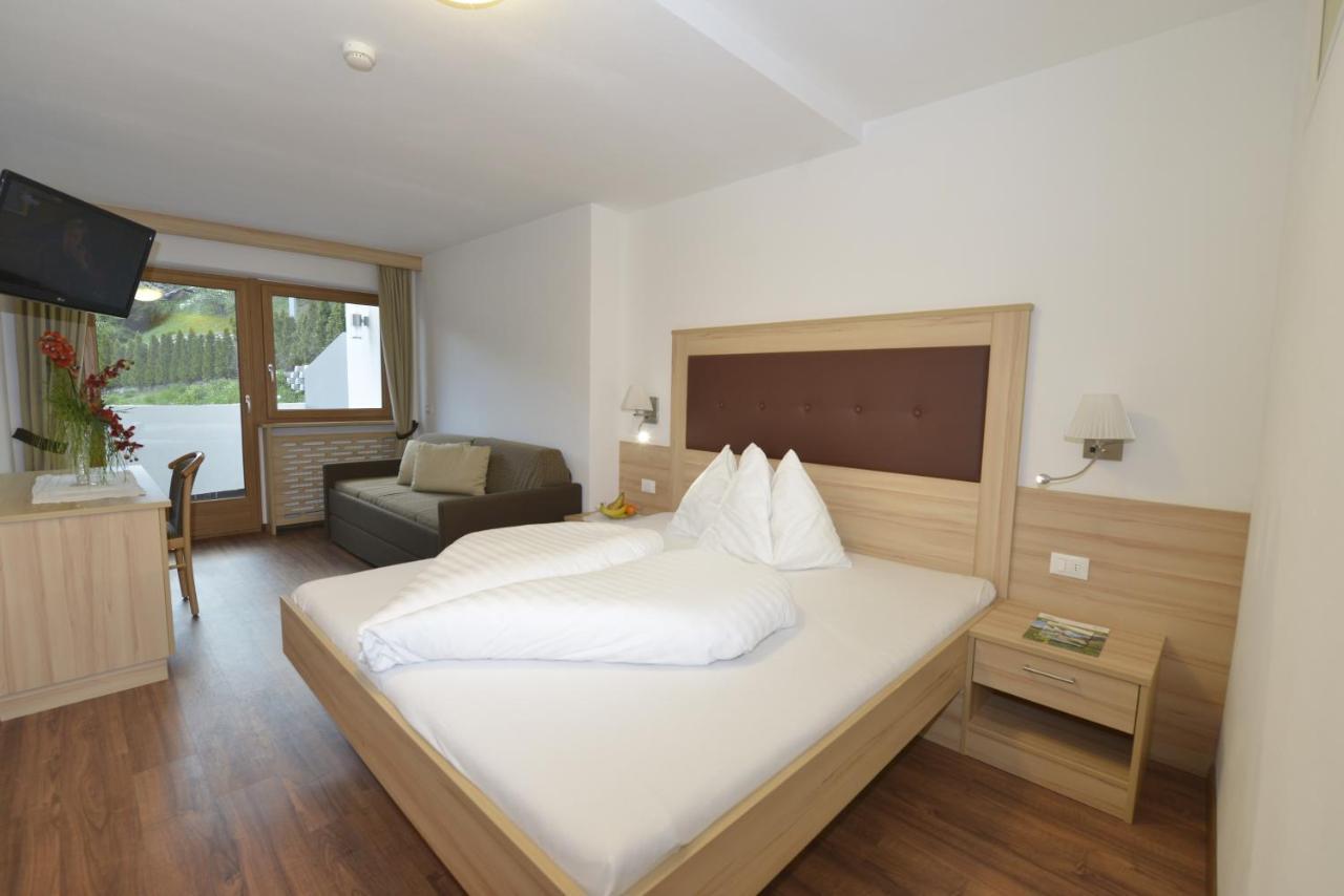 Economy Double Room,1641737291:JPEG