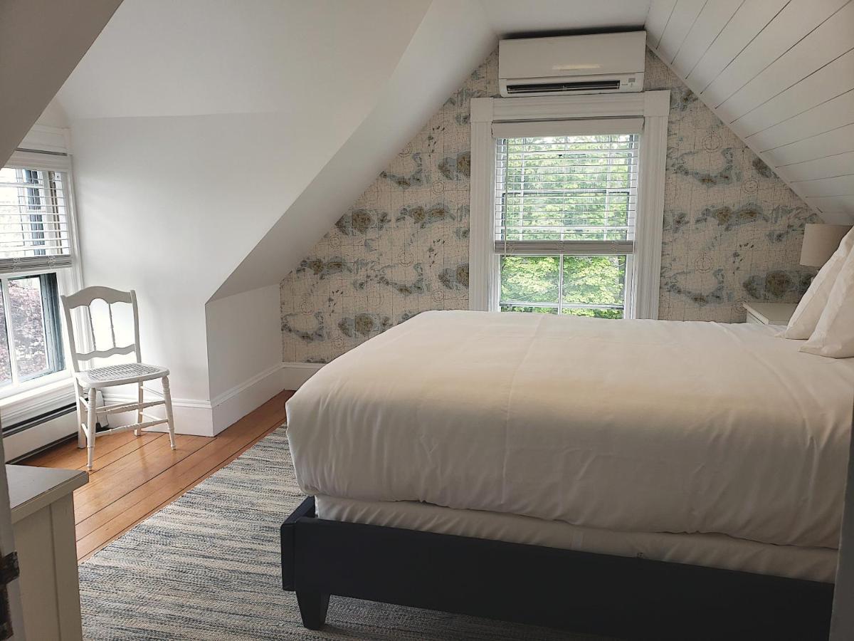 Boscobel Queen Suite