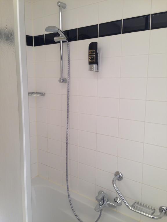 Deluxe Twin Room with Bathtub