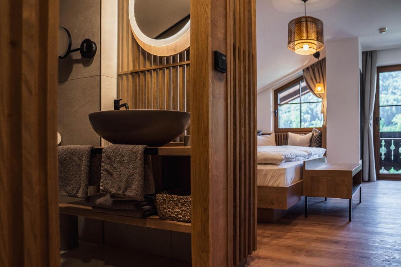 Double Room,1268546677:JPEG