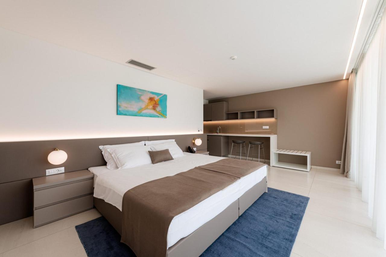 Superior Studio with Balcony and Sea View