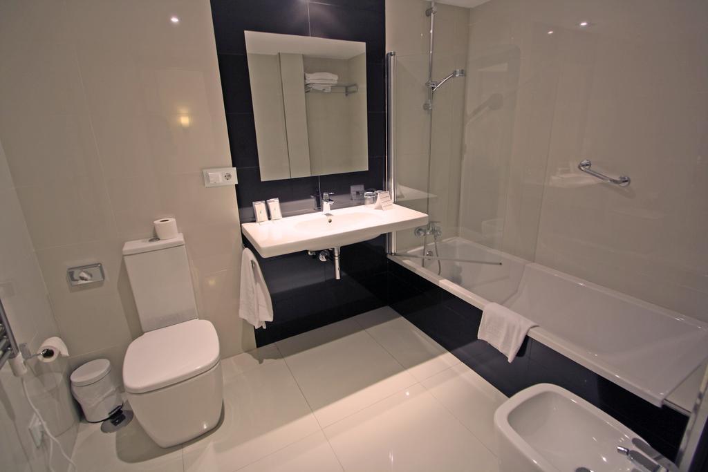 Economy Twin Room - Attic