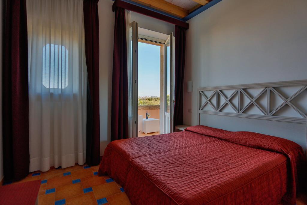Superior Double or Twin Room with Terrace