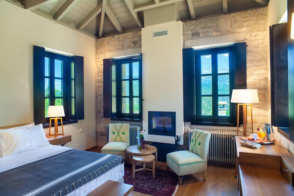 Superior Double or Twin Room with Mountain View