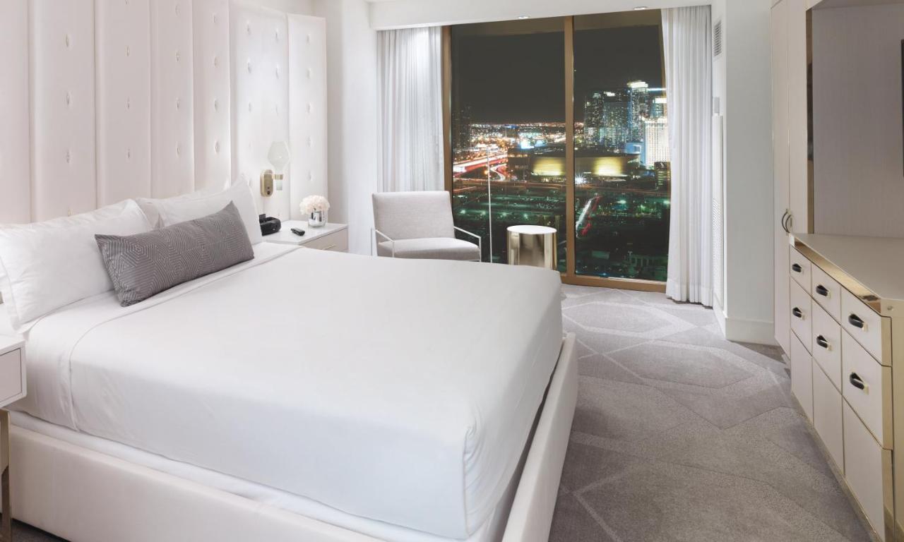 W Escape Strip View King Suite,1275534799:JPEG
