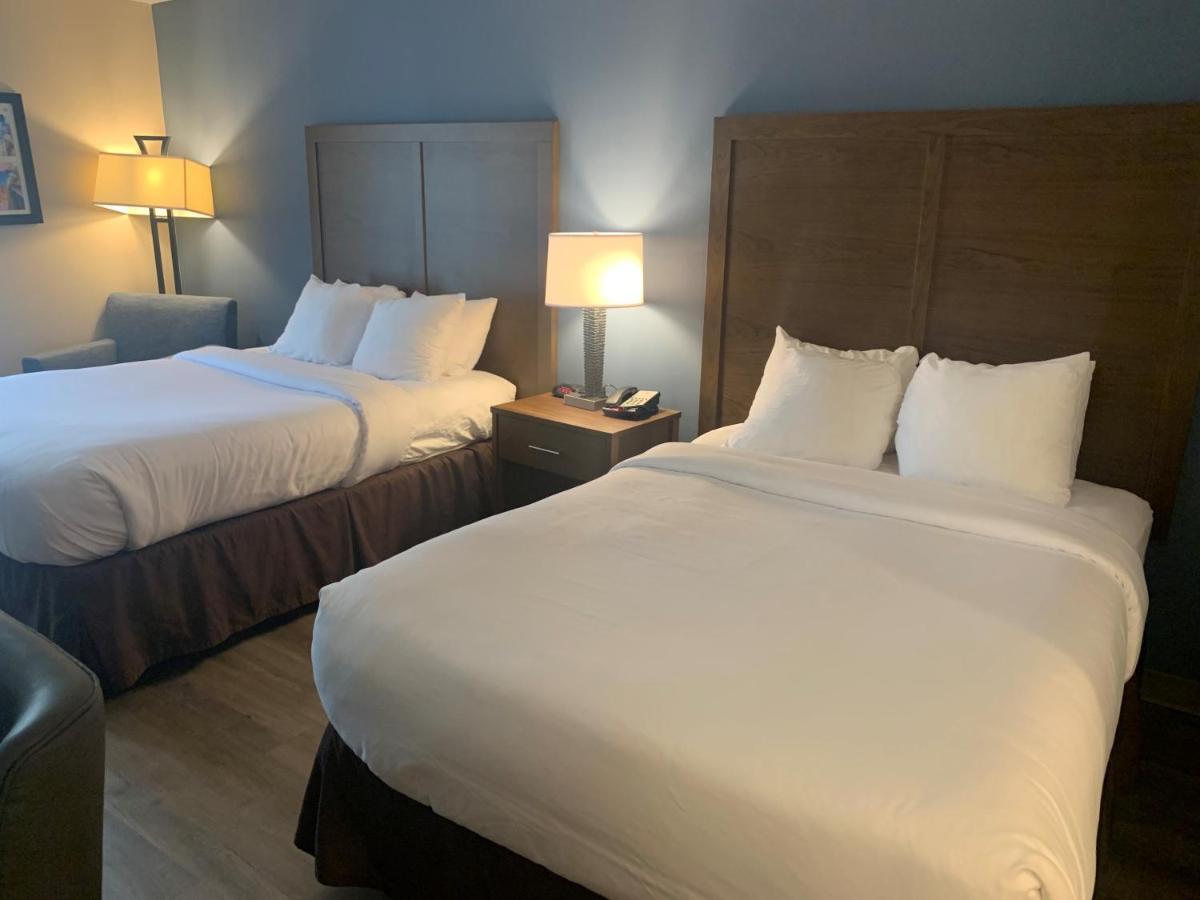 Double Room with Two Double Beds - Accessible/Non Smoking