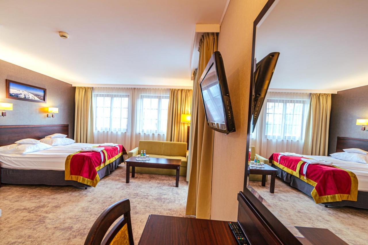 Deluxe Doppel-/Zweibettzimmer