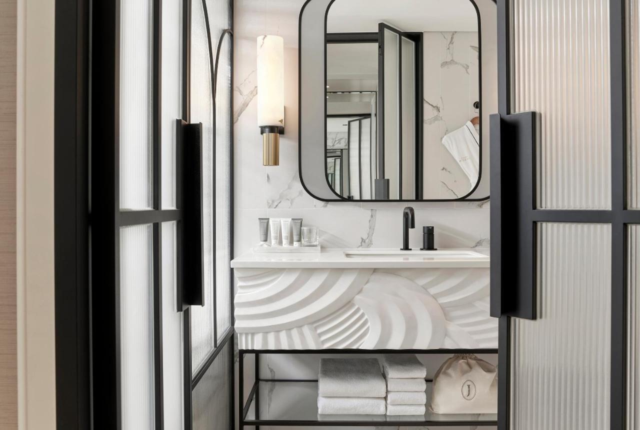 Premier Zimmer mit Kingsize-Bett und Meerblick