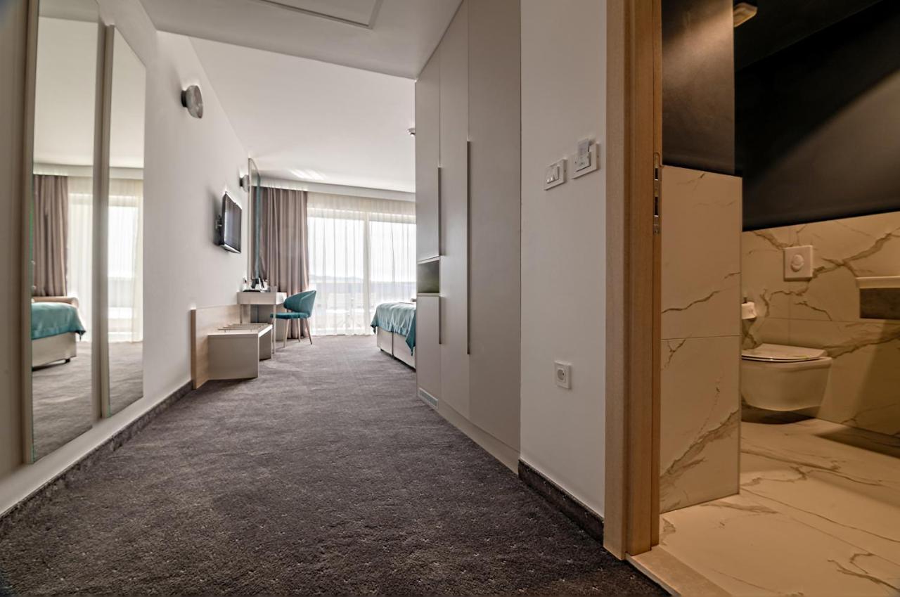 Superior Double or Twin Room Sea View