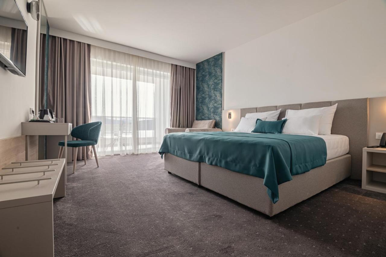Superior Double or Twin Room Sea View