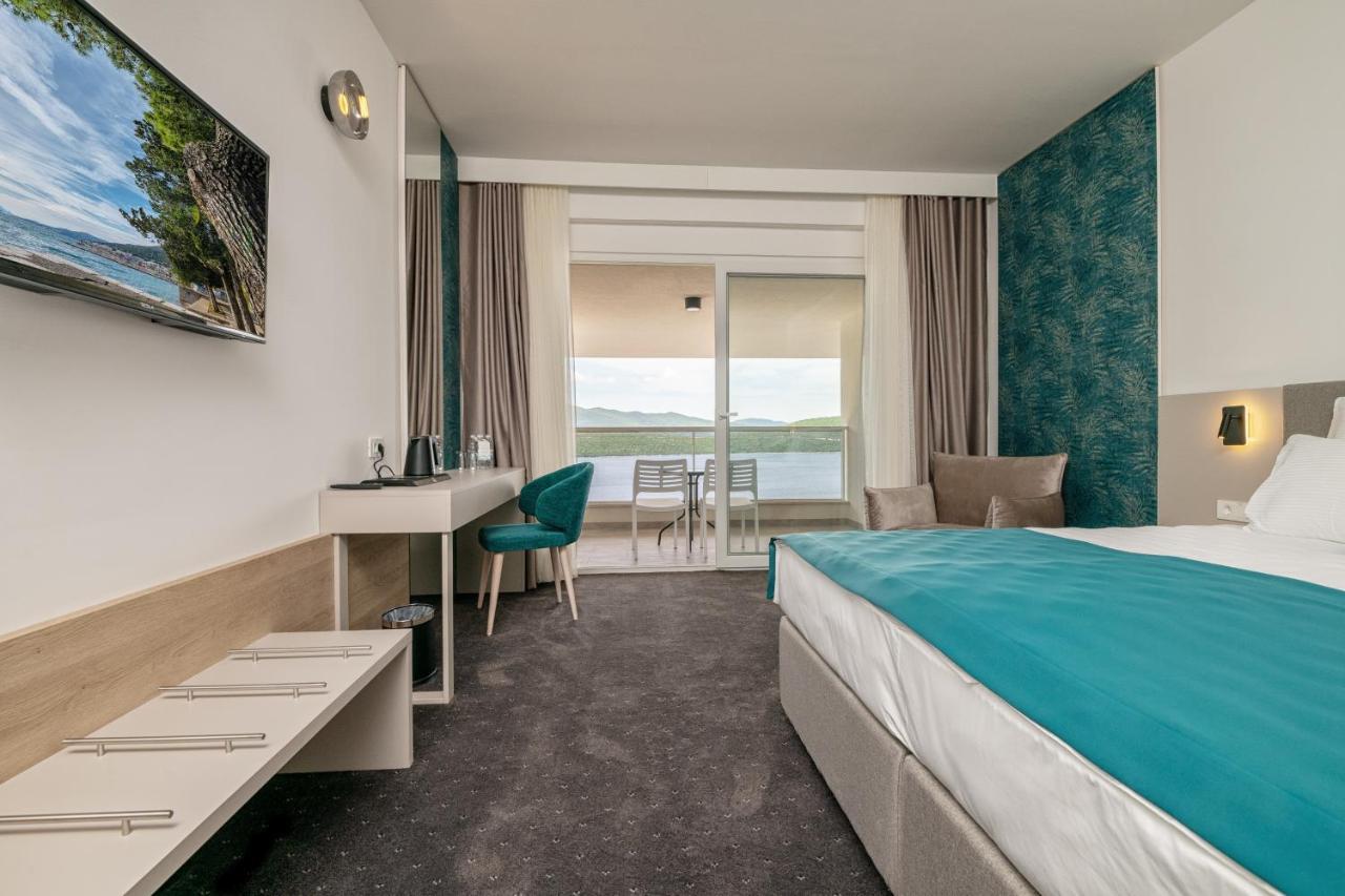 Superior Double or Twin Room Sea View