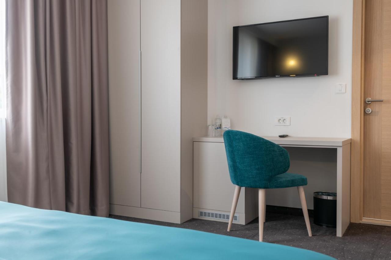 Standard Double or Twin Room Garden View